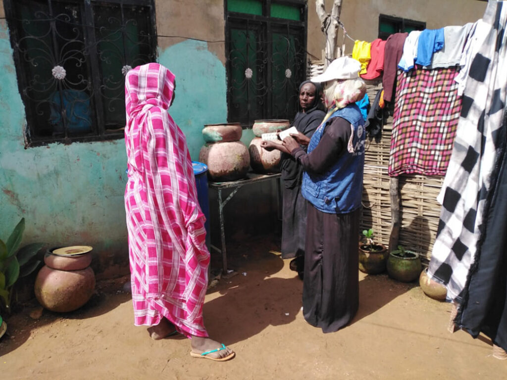 In coordination with the local Ministry of Health (MoH) and emergency response committee, International Medical Corps has been conducting hygiene promotion activities, focusing on handwashing, use of safe water and safe disposal of waste.