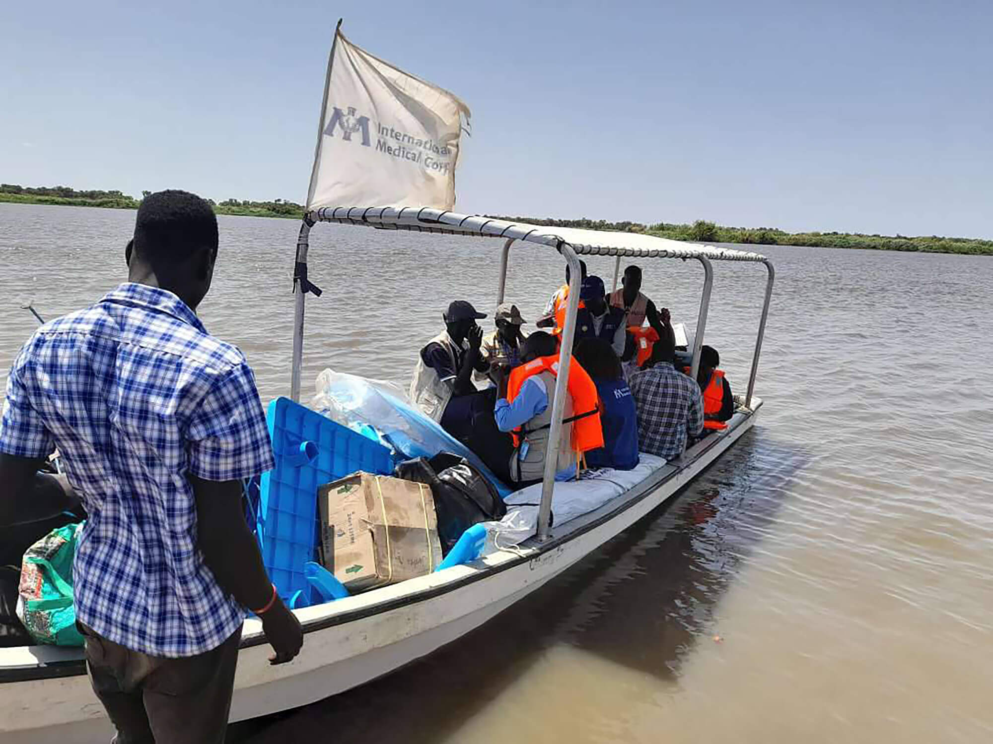 In April, our team travelled by boat from Malakal to Renk to help Sudanese refugees fleeing the conflict and attempting to cross into South Sudan.