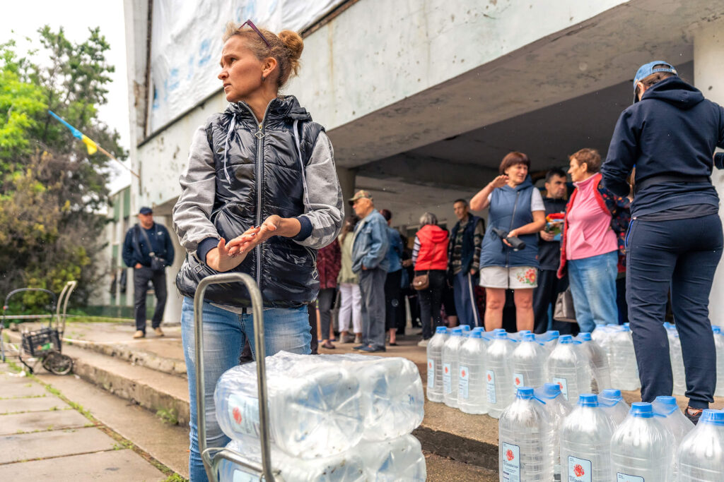 How Teams Leap into Action Amid Conflict and Environmental Catastrophe in Ukraine