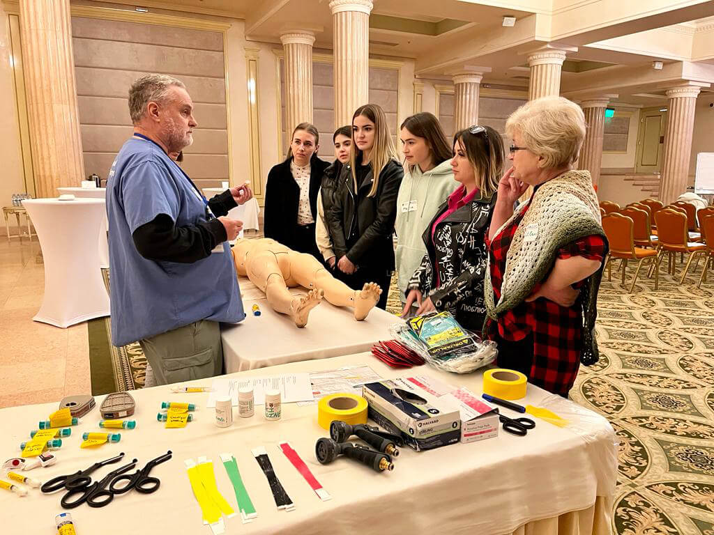 Dr. Wright leads a trauma-care training session in Ukraine in 2022.