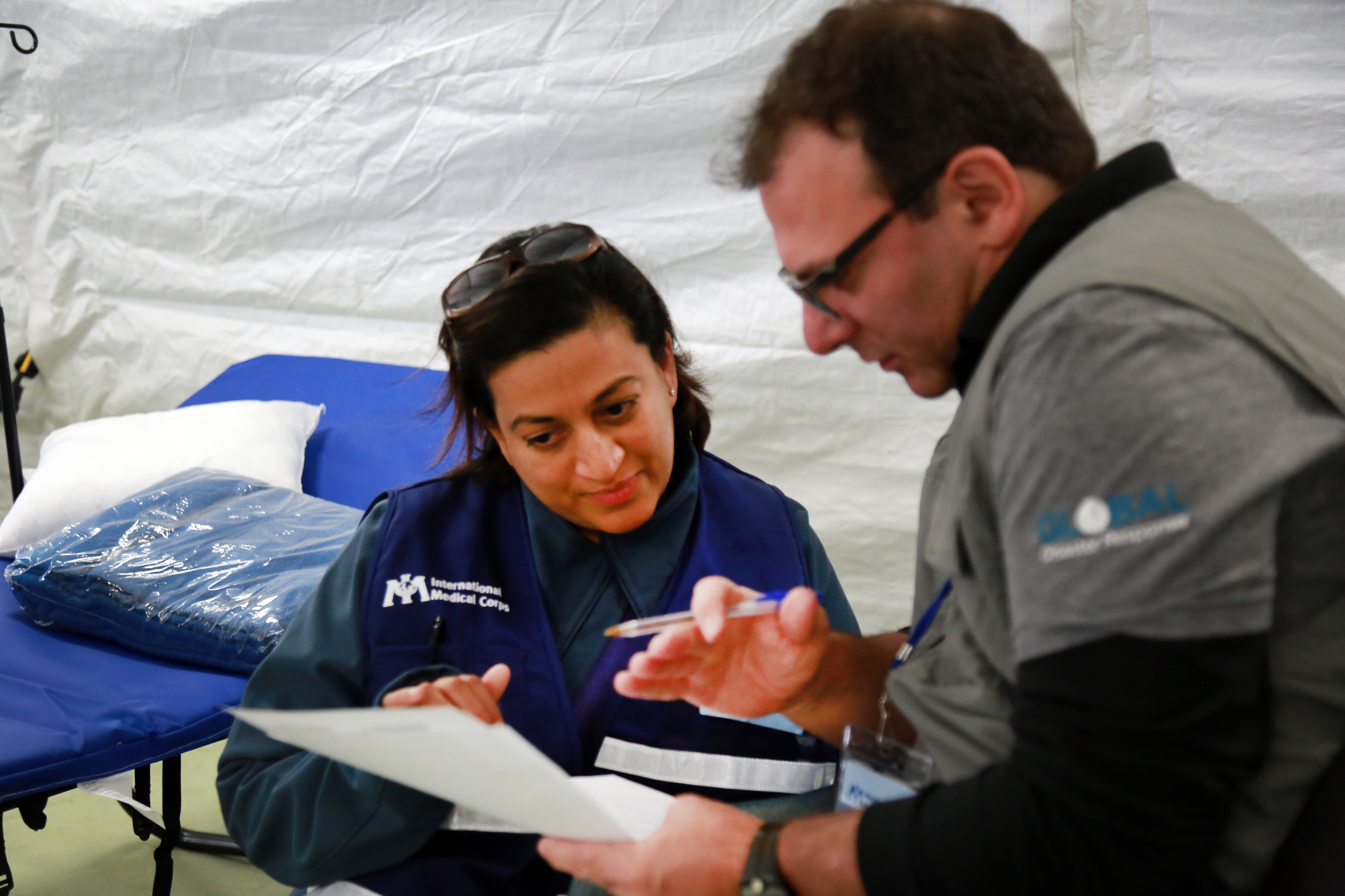 Dr. Jill John-Kall provides guidance in her role as Senior Health Advisor at an International Medical Corps’ field hospital simulation in 2018.