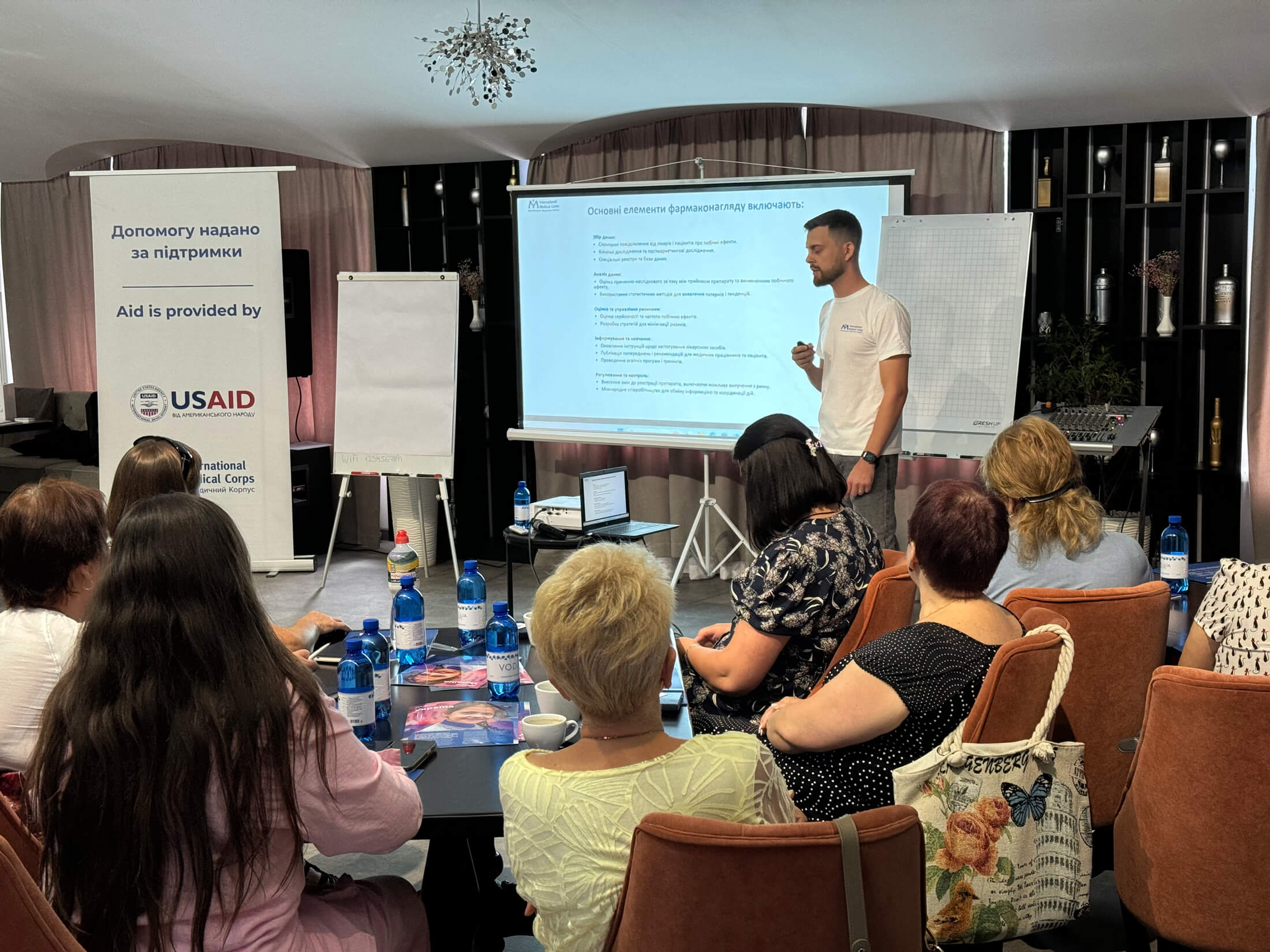 Pharmacists and pharmacy workers from Khersonska and Mykolaivska oblasts participate in the pharmacovigilance training run by International Medical Corps.