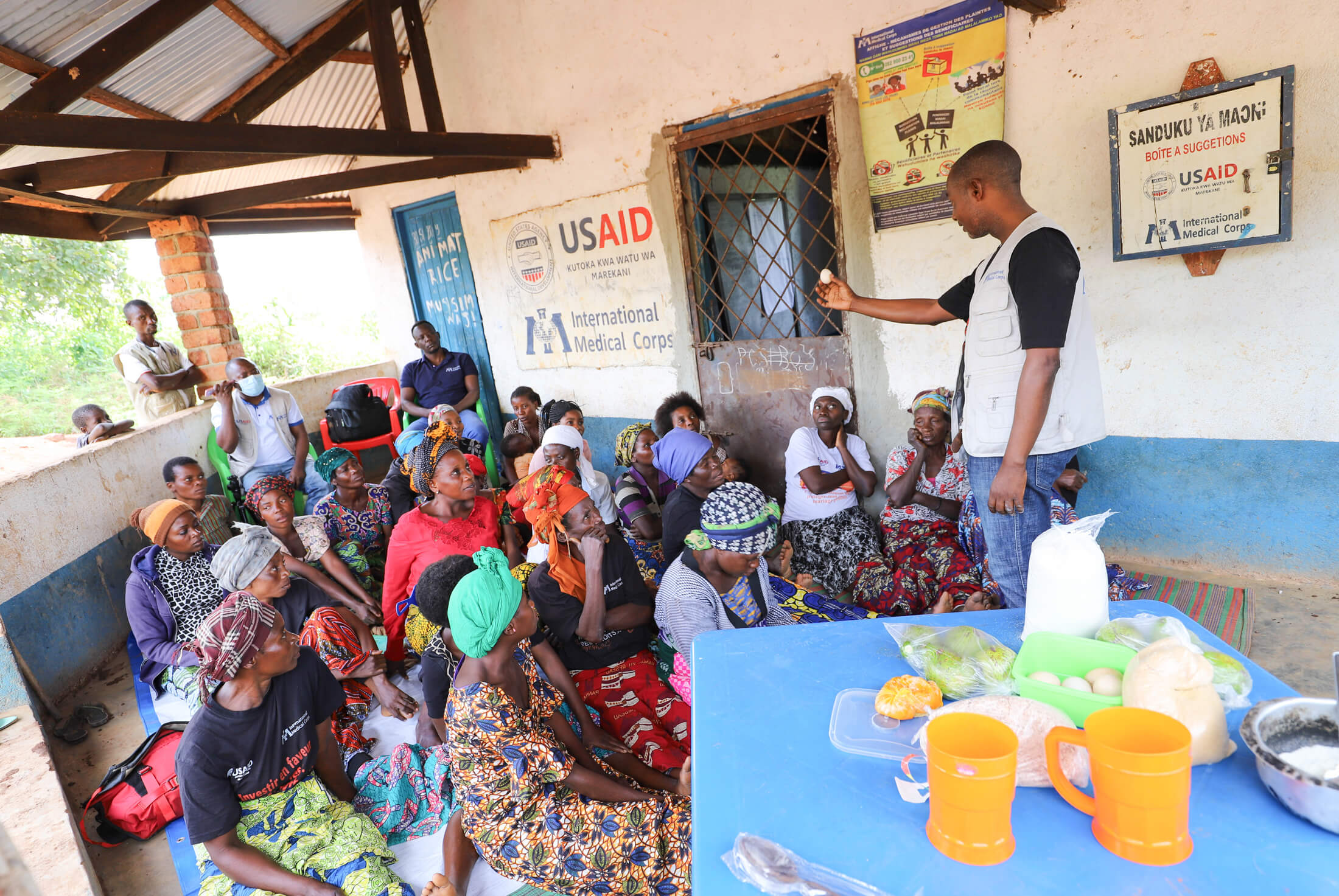 Nutrition staff host briefings for members of the community on nutritious foods and how to prepare them.