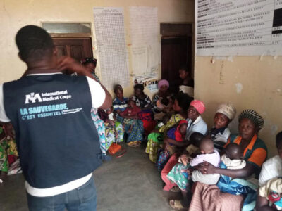 We provide an Ebola information session to women in a mother-baby space in the DRC.